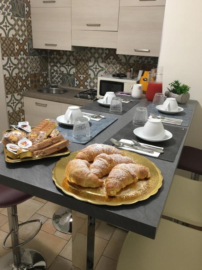 Nonna Laura Bed & Breakfast ปอมเปอี ภายนอก รูปภาพ