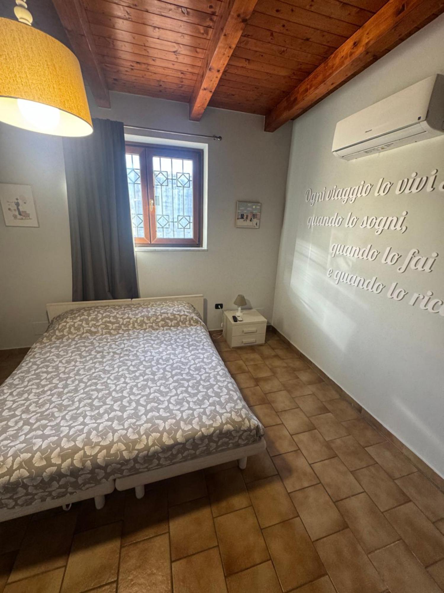 Nonna Laura Bed & Breakfast ปอมเปอี ภายนอก รูปภาพ