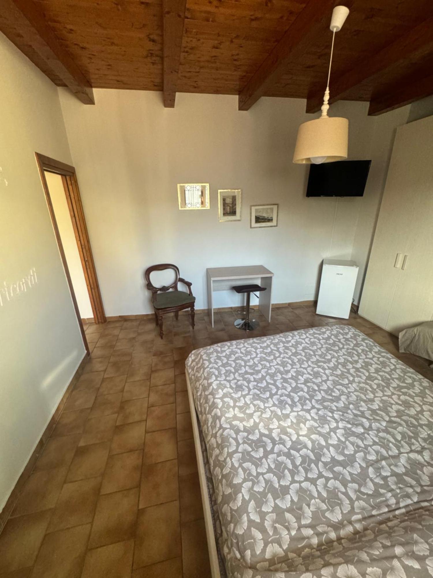 Nonna Laura Bed & Breakfast ปอมเปอี ภายนอก รูปภาพ